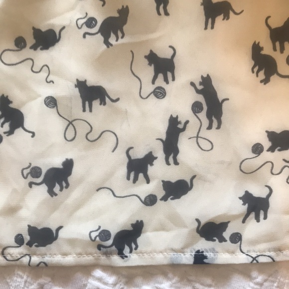 Just listed❤️. Super fun cream and black collared cat 🐈 and yarn 🧶 dress. - Picture 10 of 10